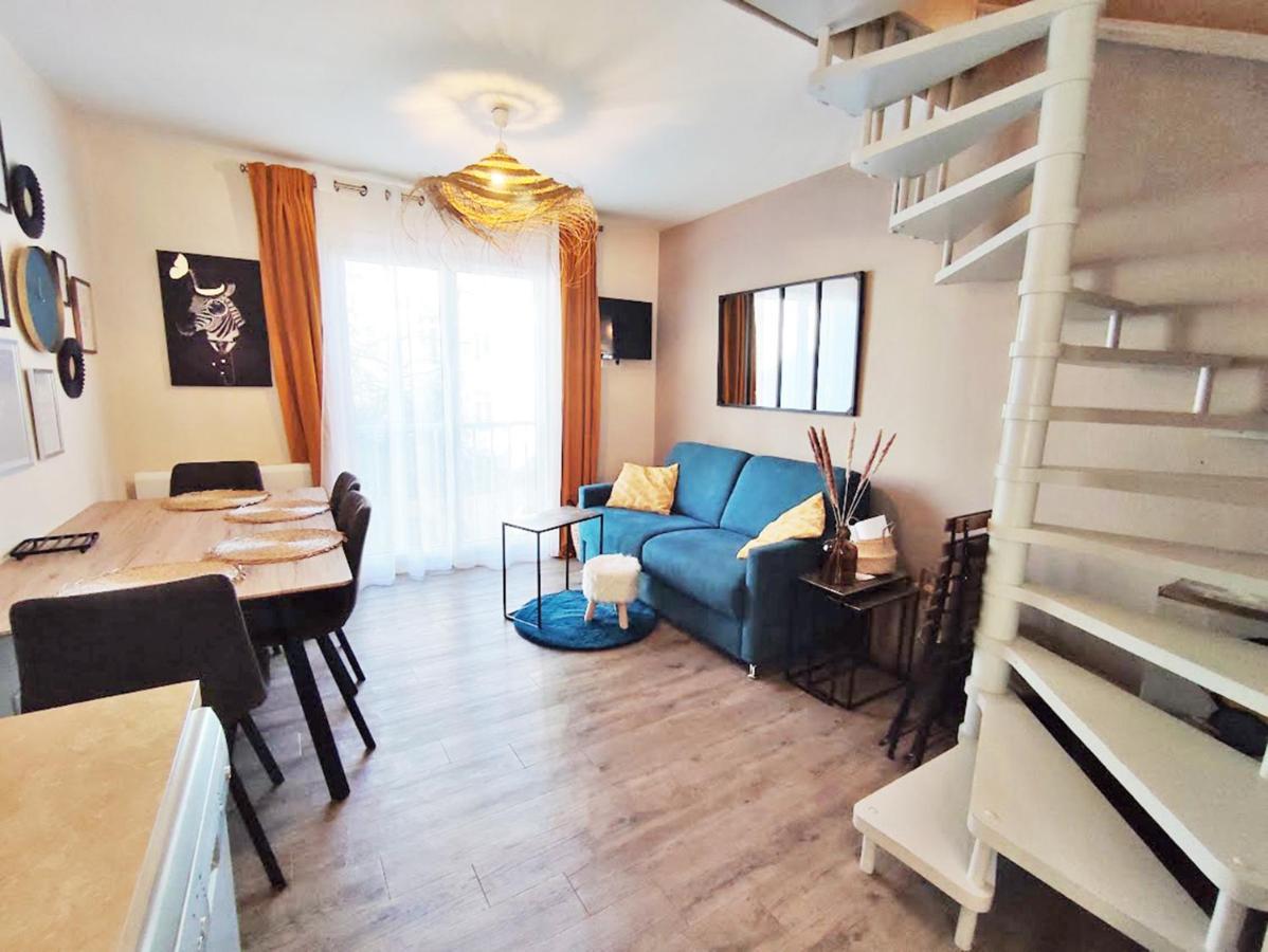 L'Escampette, Duplex T3, Centre Luchon, Wifi, Casier A Skis, 4 Personnes Bagneres-de-Luchon Exterior photo